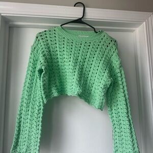 Zara cropped green sweater